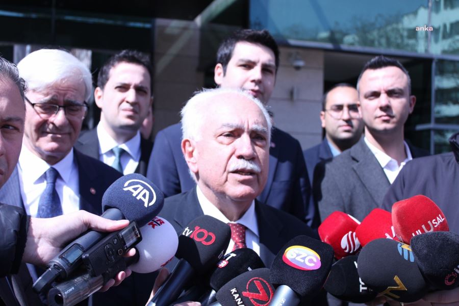 PERİNÇEK, CUMHURBAŞKANI ADAYLIĞI BAŞVURUSUNU YAPTI: “100 BİN İMZA TOPLAYACAĞIZ”