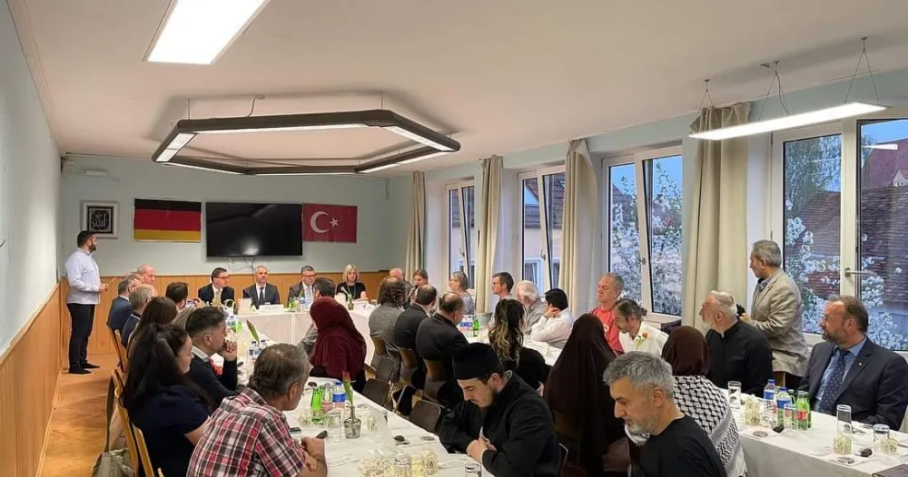 İslam Toplumu Milli Görüş (İGMG) Freising, Vatandaşları ve Alman Dostları Bir Araya Getiren İftar Programı Düzenledi