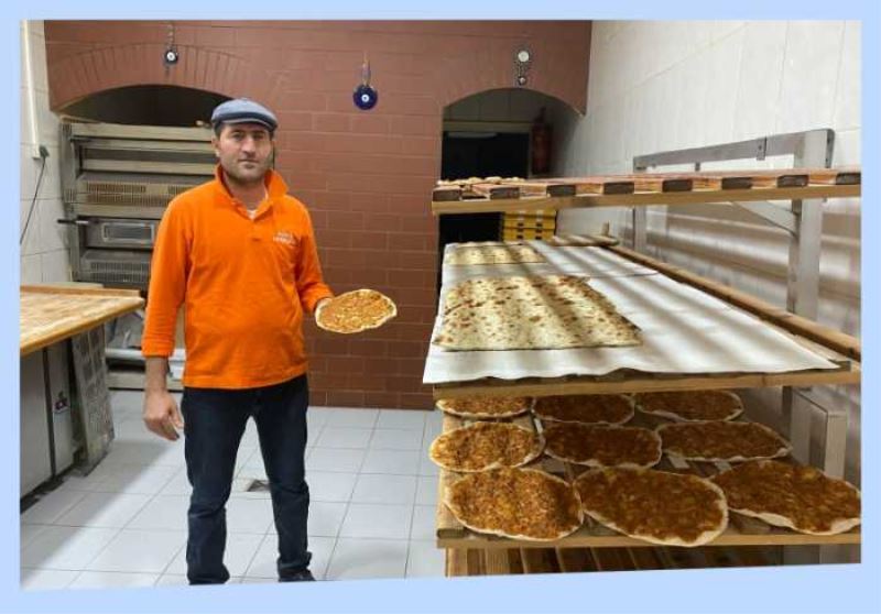 ALİ KAYA USTANIN ELİNDEN ÇIKAN LAHMACUNLAR Buram buram memleket kokuyor