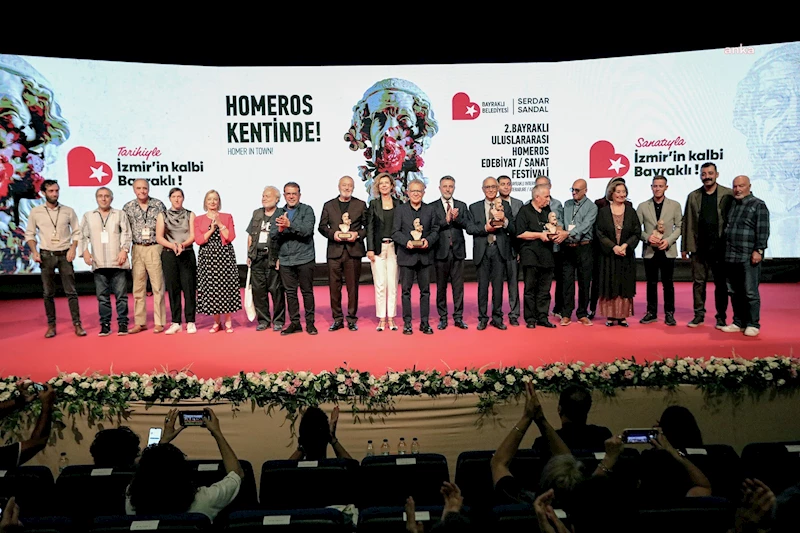 ULUSLARARASI HOMEROS FESTİVALİ’NE GÖRKEMLİ KAPANIŞ