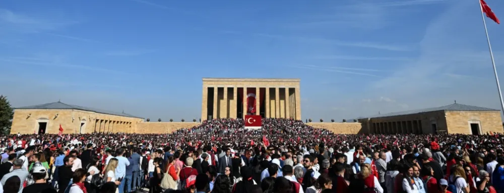 29 Ekim’de Anıtkabir’de ziyaretçi rekoru kırıldı