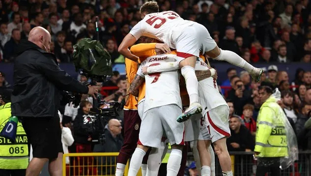 Temsilcimiz Galatasaray deplasmanda Manchester United