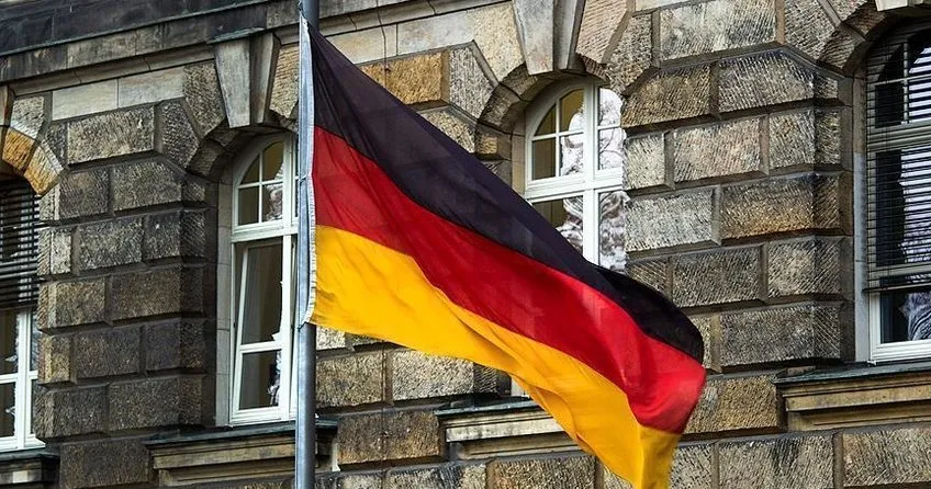 Almanya’da 29 Mart 2023’den önce ülkeye giren kaçaklara oturum imkanı