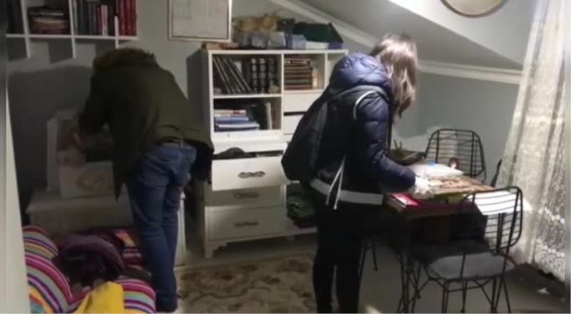 KENDİLERİNİ MİT GÖREVLİSİ OLARAK TANITARAK VATANDAŞLARI DOLANDIRDIĞI İDDİA EDİLEN 11 ŞÜPHELİ YAKALANDI 