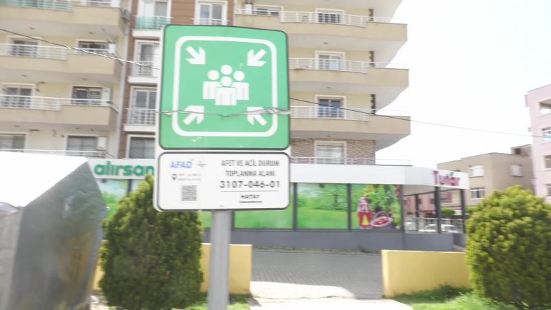 DOĞUM YAPTIKTAN ANCAK BİR HAFTA SONRA ÇADIRA ULAŞAN DEPREMZEDE: “HİÇBİR YARDIMDAN FAYDALANAMIYORUZ. BEBEK BEZİ BİLE YOK. ÇOCUKLAR BANYOSUZ DURUYOR”