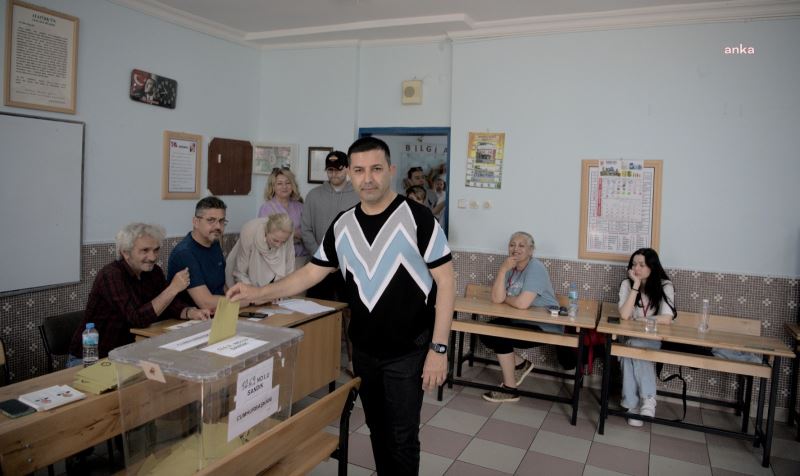 KUŞADASI BELEDİYE BAŞKANI GÜNEL, CUMHURBAŞKANLIĞI 2. TUR SEÇİMLERİ İÇİN OYUNU KULLANDI