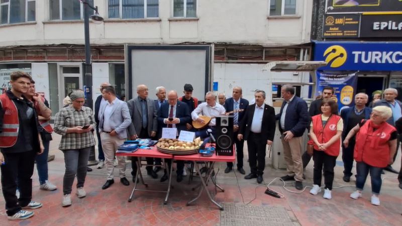 CHP KARABÜK MİLLETVEKİLİ ADAYLARI HAYAT PAHALILIĞINI PROTESTO ETTİ