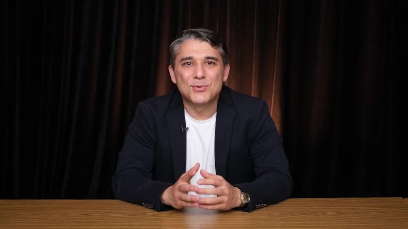 SOSYAL MEDYADA “İNTERNETÇİ ABİ” OLARAK TANINAN TAYLAN YILDIZ, KURUCULARI ARASINDA YER ALDIĞI İYİ PARTİ’DEN İSTİFA ETTİ: “DERTLERİNİZ ANKARA DÜZENİNDEKİ SAĞIR KULAKLARDA KARŞILIK BULMUYOR”