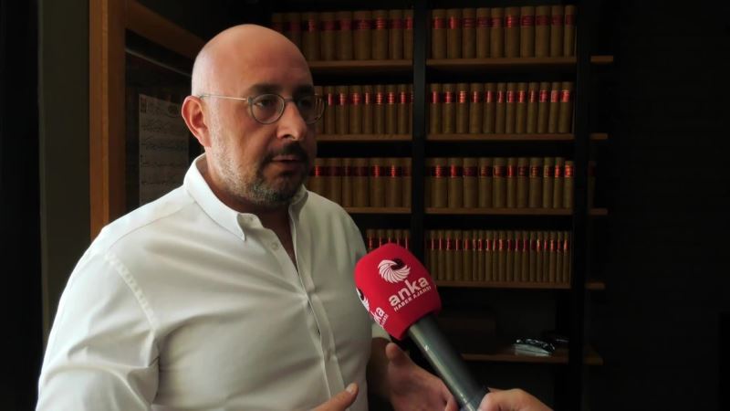 ESENYURT CİNAYETİ SONRASI BİREYSEL SİLAHLANMA TARTIŞMALARI BAŞLADI... UĞUR POYRAZ: “SURİYE’DEN TÜRKİYE’YE GİREN ÇOK CİDDİ ANLAMDA RUHSATSIZ SİLAHLAR VAR. KONU SADECE KONTROLSÜZ BİREYSEL SİLAHLANMAYLA İLGİLİ DEĞİL”