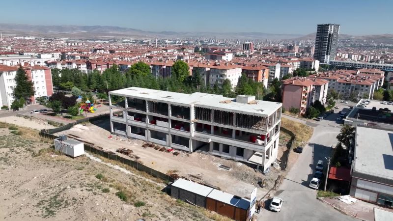 ANKARA BÜYÜKŞEHİR BELEDİYESİ’NİN SİNCAN’A KAZANDIRACAĞI KREŞ VE ÇOCUK ETKİNLİK MERKEZİNDE ÇALIŞMALAR DEVAM EDİYOR