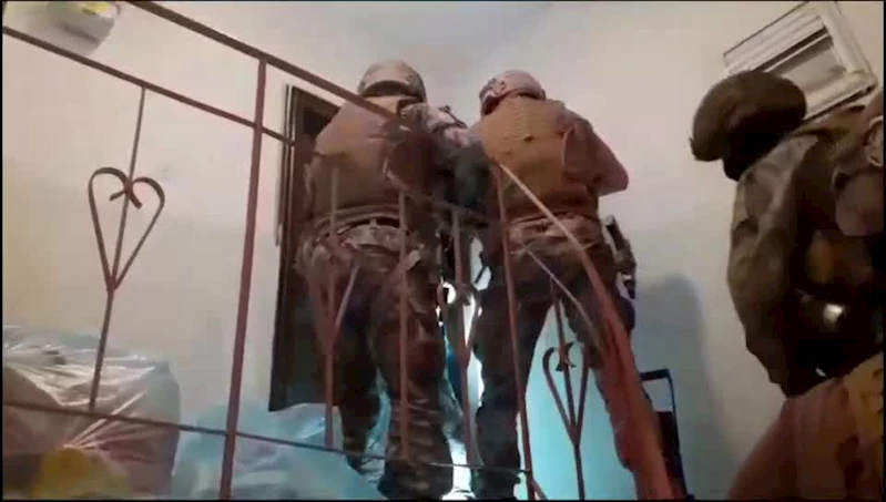 GEDİK VE GÖRENER SUÇ ÖRGÜTLERİNE YÖNELİK 3 İLDE DÜZENLENEN OPERASYONLARDA 16 KİŞİ GÖZALTINA ALINDI 