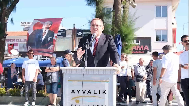 AYVALIK’TA DÜŞMAN İŞGALİNDEN KURTULUŞUN 101. YILI KUTLANDI