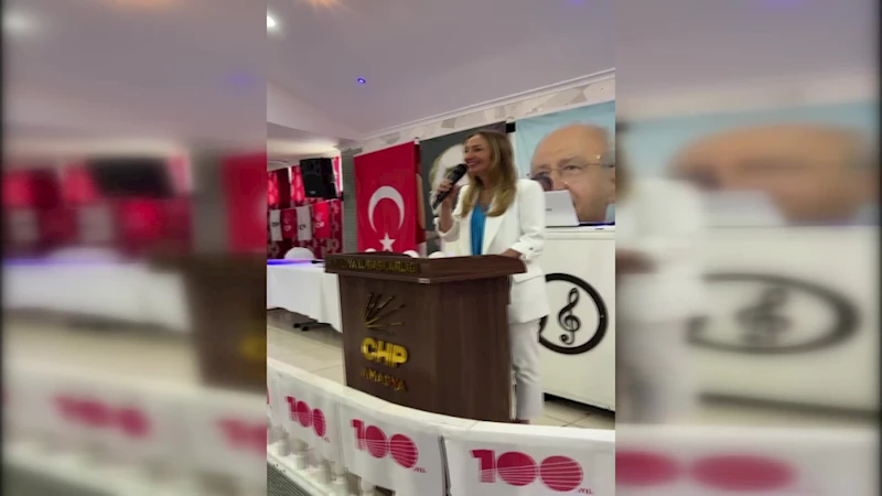 AYLİN NAZLIAKA: 
