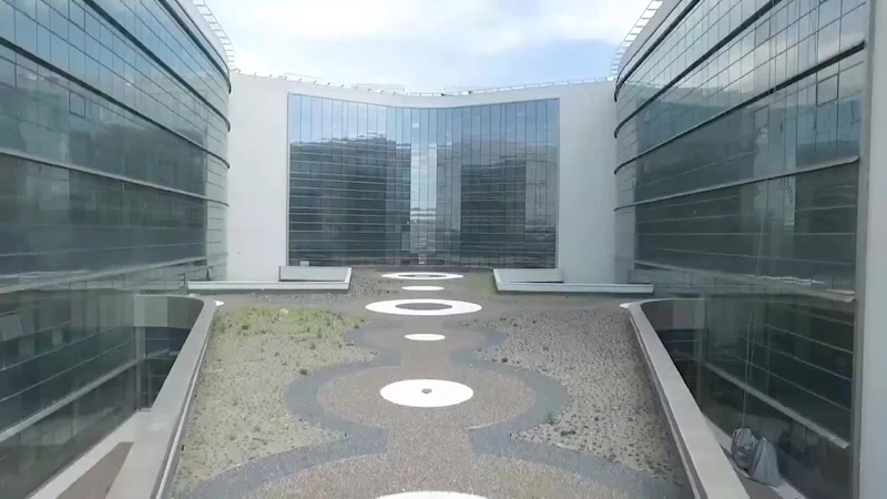 SAYIŞTAY’DAN ŞEHİR HASTANELERİ TESPİTİ... BAKANLIK KİRA MALİYETİNİ BİLE GİZLEDİ, KAMUNUN TIBBI CİHAZLARI ÇÜRÜMEYE BIRAKILDI