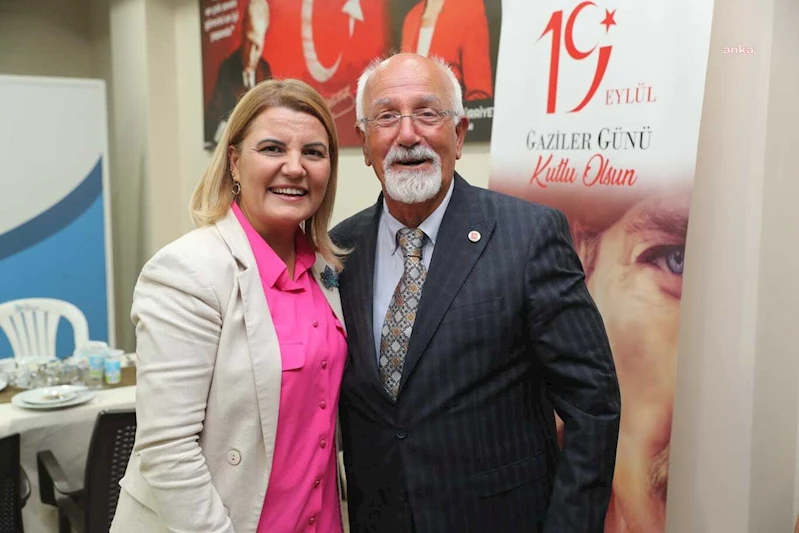 İZMİT BELEDİYE BAŞKANI HÜRRİYET, GAZİLER VE AİLELERİYLE BİR ARAYA GELDİ