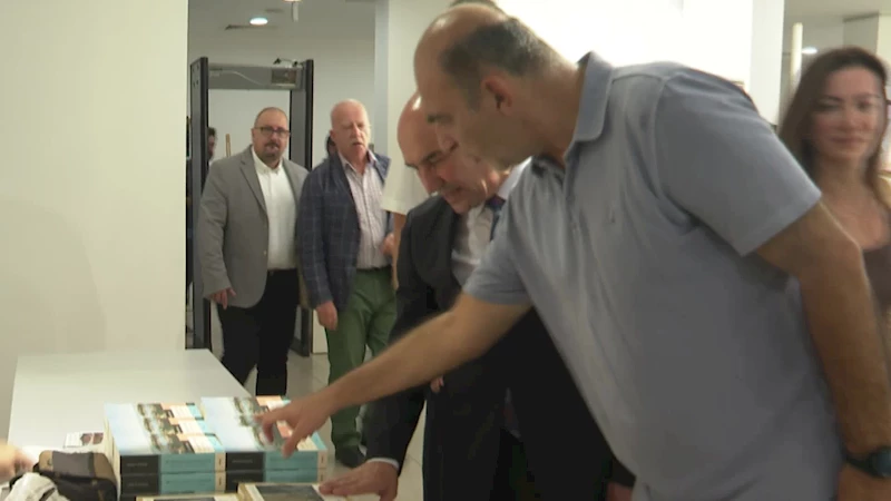 ÜNLÜ İNGİLİZ TARİHÇİ MANSEL: “KİTABIM İÇİN GELDİĞİM BU KENTE AŞIK OLDUM”