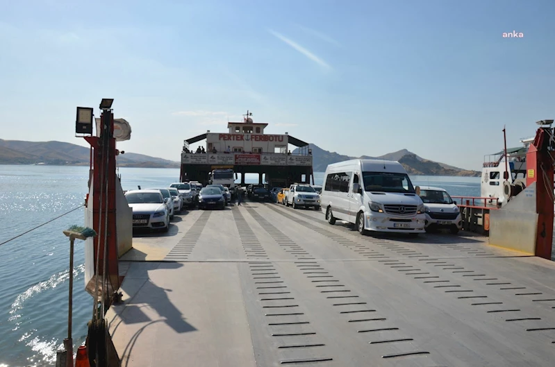 PERTEK BELEDİYESİ EKİM AYI İTİBARIYLA SABAH BELEDİYE FERİBOTUNU KULLANAN YOLCULARA SICAK ÇORBA İKRAMINDA BULUNACAK