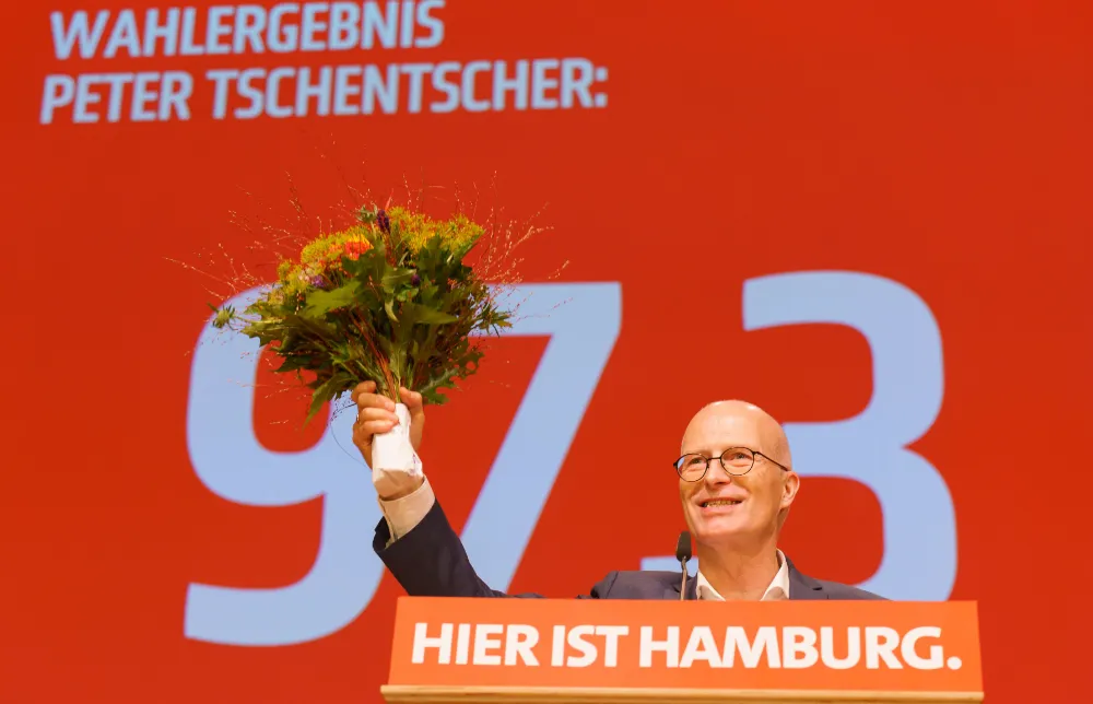 Peter Tschentscher, Hamburg