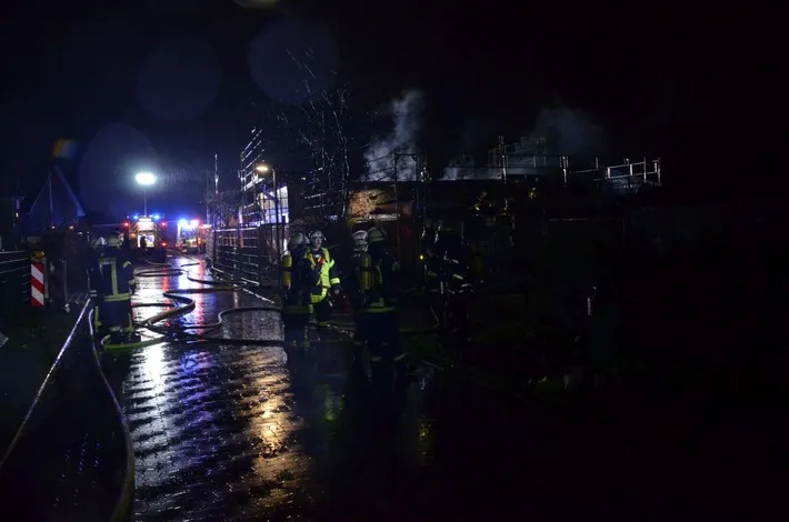 Dachstuhlbrand in Horneburger Kindergartenneubau