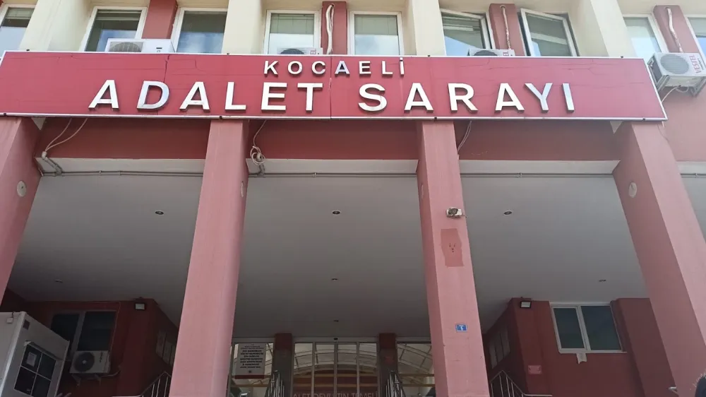 Cezaevindeki müvekkiline uyuşturucu verdiği suçlamasıyla yargılanan avukata 15 yıl hapis