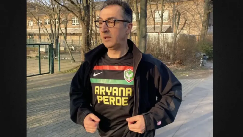 Cem Özdemir, Amed Spor Formasıyla Koşuya Çıktı
