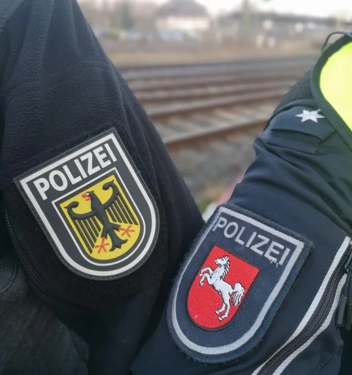 Bremen ve Lüneburg Polisleri Güçlerini Birleştiriyor: Ortak Devriyeler Güvenliği Artırıyor