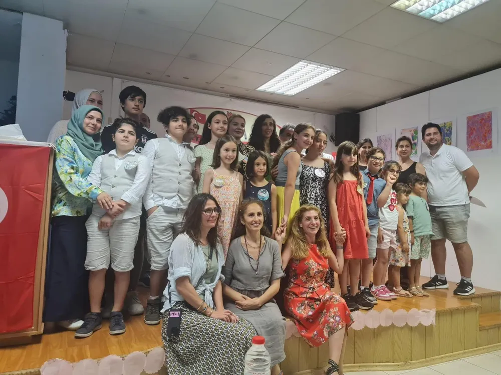 Ebru Sergisi Sanatseverleri Büyüledi