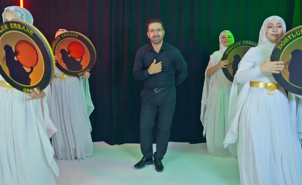 Samet Akdağ “Canımsın” ile Halay Ritmi Getirdi
