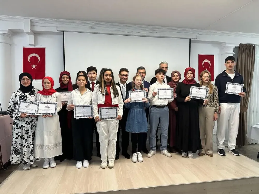 İstiklal Marşını Ezbere Güzel Okuma Yarışması Münih’te Yoğun Katılımla Gerçekleştirildi