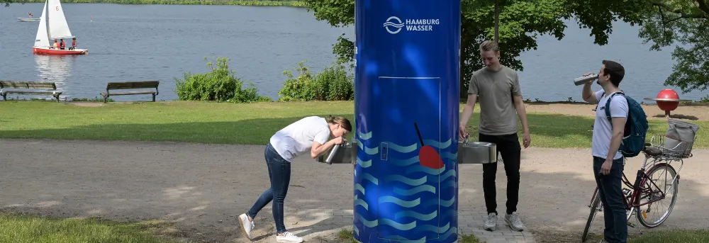 Hamburg’da Yaz Serinliği: 54 Ücretsiz İçme Suyu Çeşmesi Yeniden Hizmete Açıldı