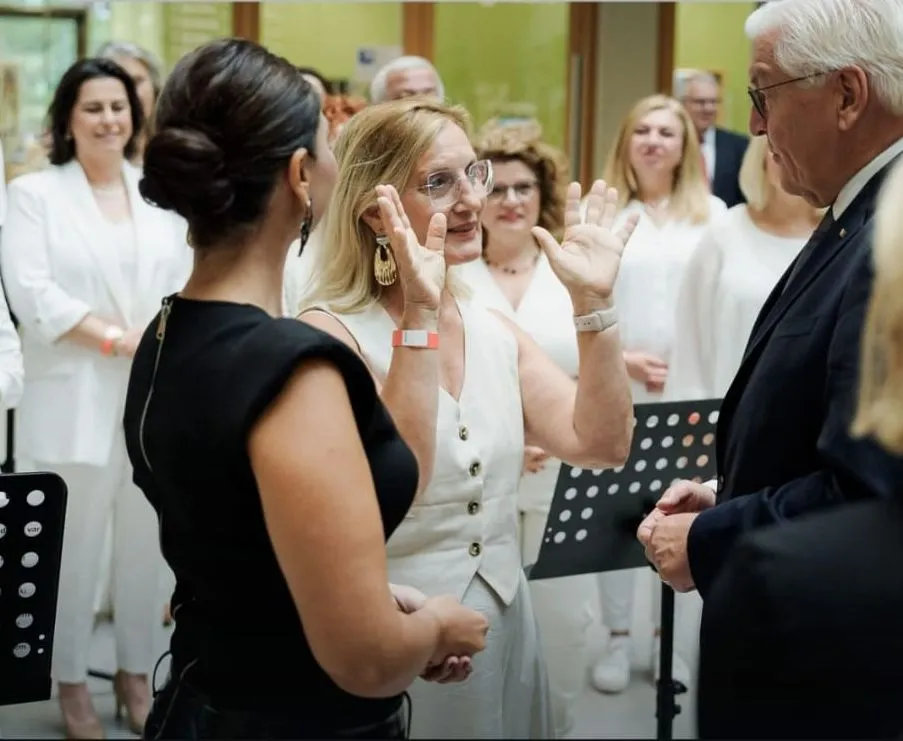 Cumhurbaşkanı Steinmeier’den Menekşe Korosuna Ziyaret