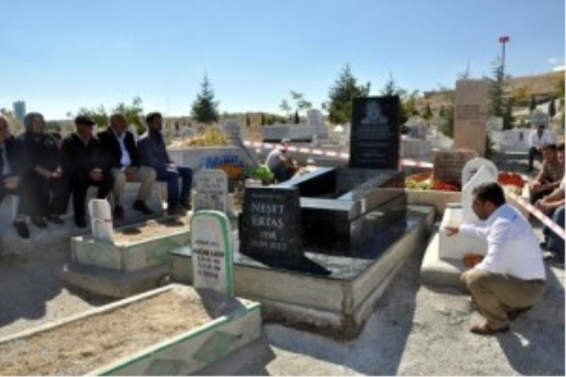 Neşet Ertaş