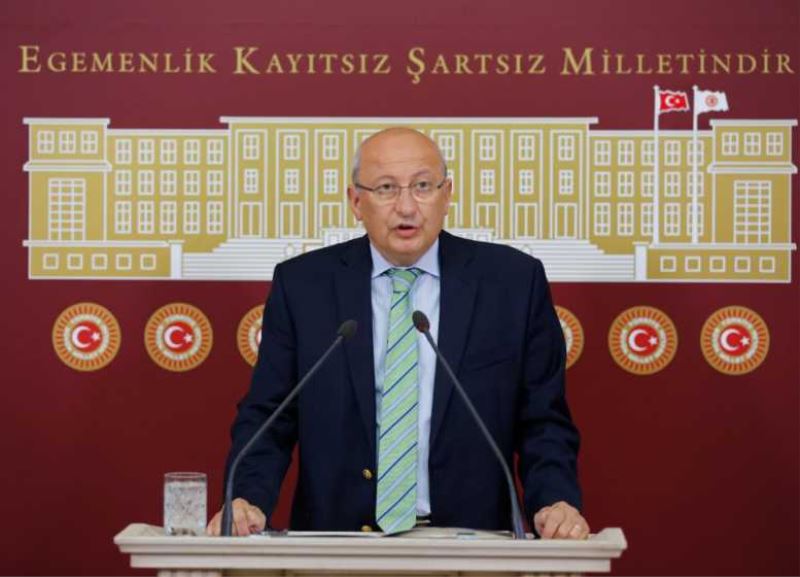 Çakırözer:  “Gurbetçiye test parası ödetmek büyük ayıp”