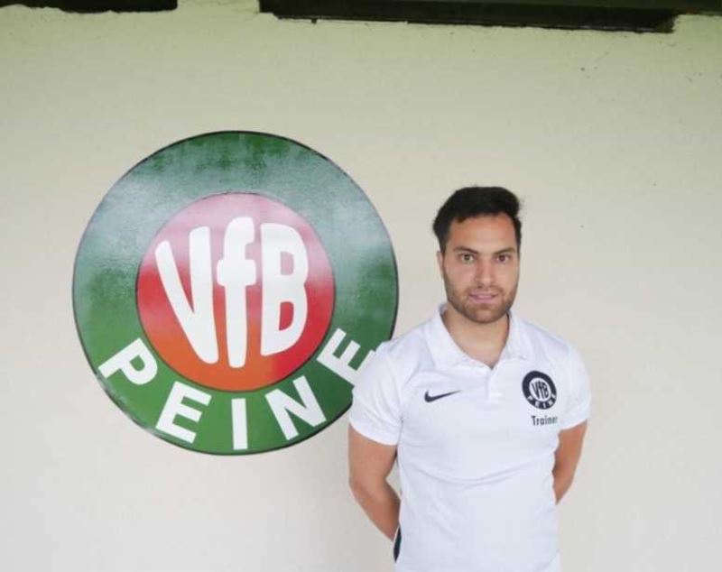 Elazığlı Antrenör Bünyamin Tosun takdir kazanıyor