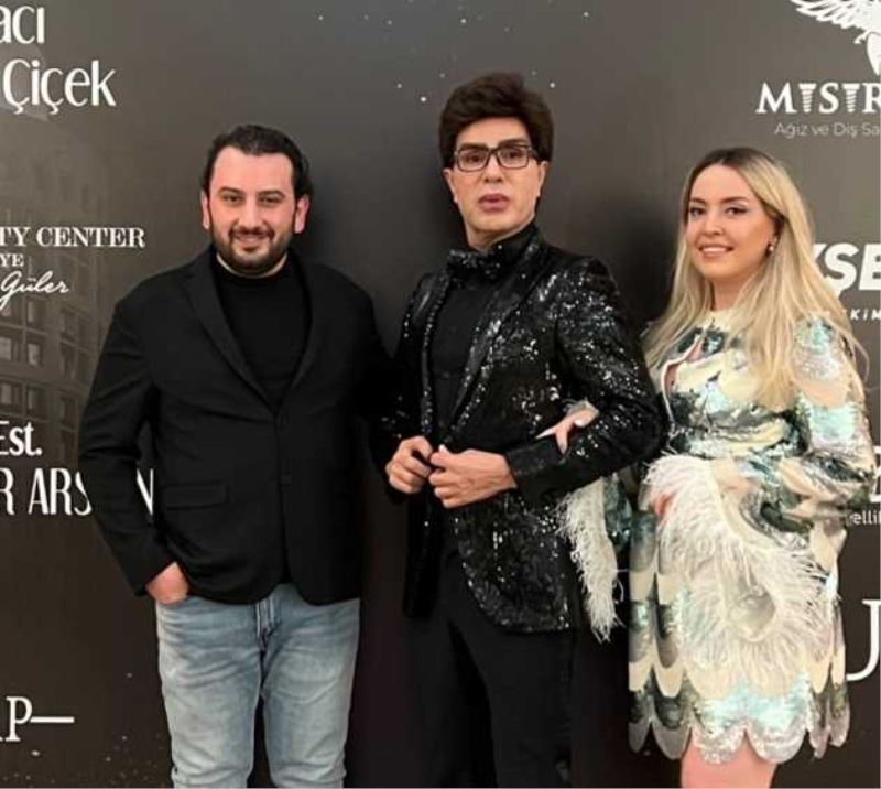 Emrah Yılmaz yeni yaşına Yılmaz Morgül ile girdi