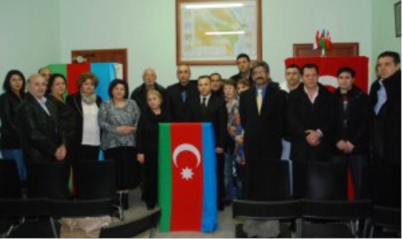 Hollanda Benelux Azerbaycanlılar Kongresi 20 Ocak şehitlerini andı