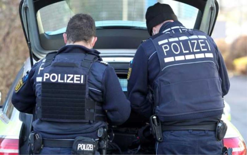 Fünf Festnahmen bei Razzia gegen Drogenhändlerbande in Berlin
