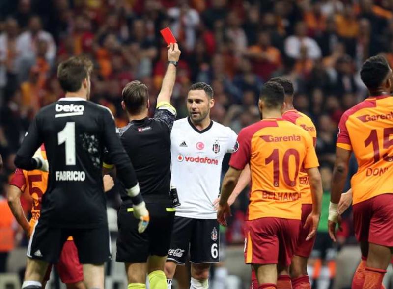  Galatasaray: 2 - Beşiktaş: 0