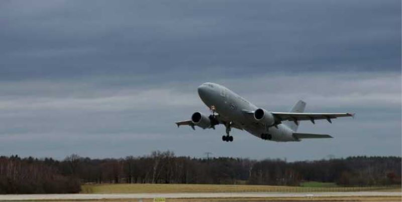 Hälfte der Flüge am Düsseldorfer Flughafen wegen Streik abgesagt