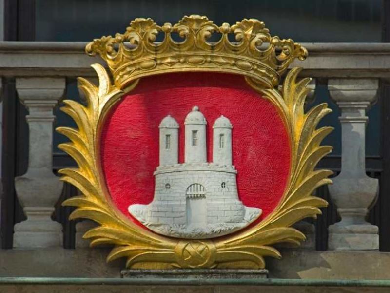 Hamburg’da adli makamlara 40 kişi alınacak