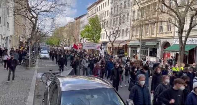 Polis şiddeti protesto edildi